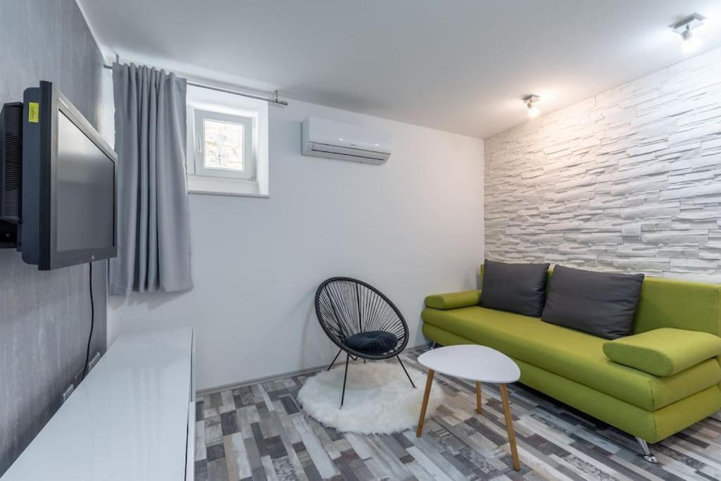 Apartament 3m - One Bedroom Split